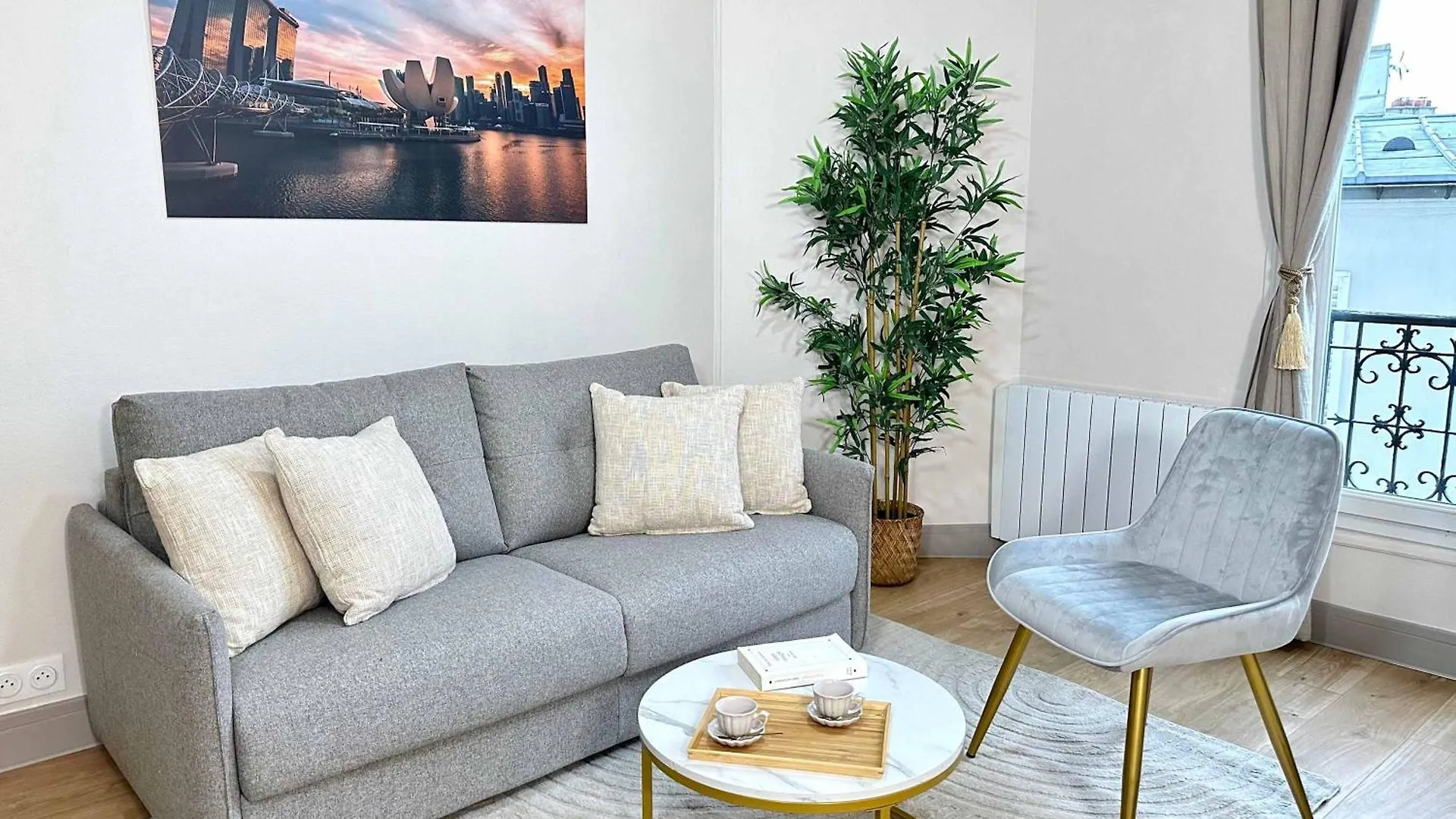 Beautiful Studio Front Of Sacre-coeur Apartment *